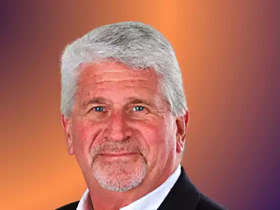 Wally Hauck,
Career Development, Health & Wellness
Expert at সাফল্য বান্ডিল পথ